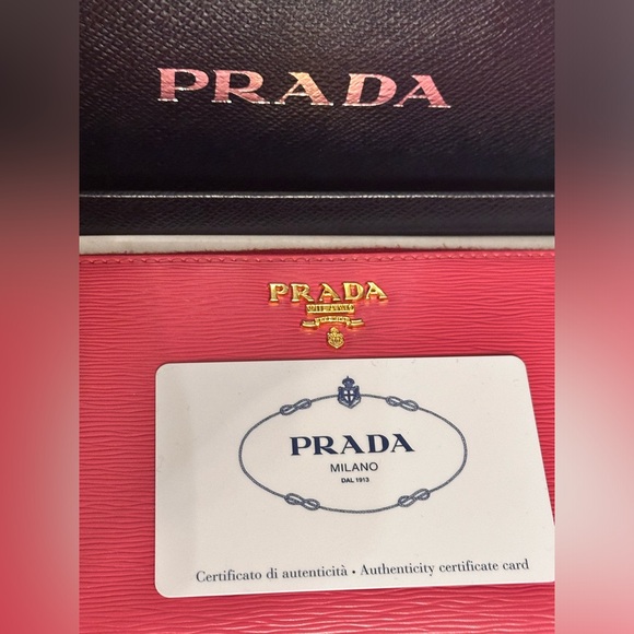 AUTHENTIC Prada Zip Around Long Wallet|Prada Vitello Move Zip Around Wallet - Picture 4 of 8